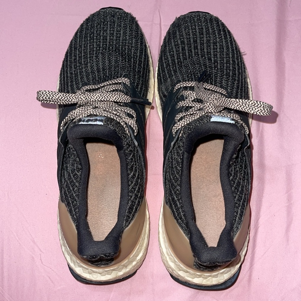 Adidas UltraBoost | Size 6.5 - Picture 12 of 13
